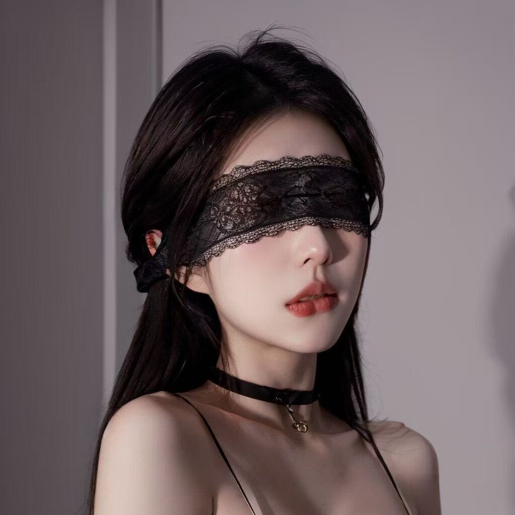 Sexy Lace Eye Mask Black Flora - огляд і ціна Halloween Party Supplies