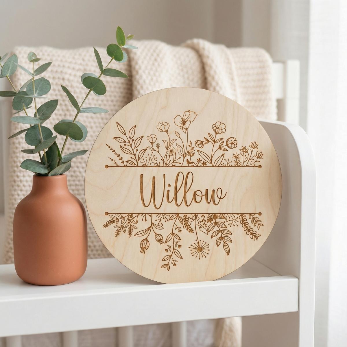Personalized Floral Round Wood - огляд і ціна Halloween Party Supplies
